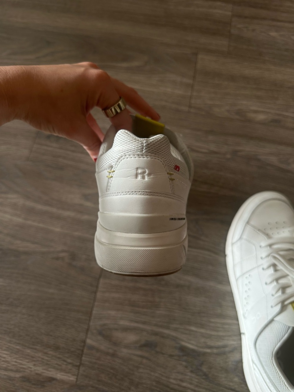 On Cloud x The Roger Men's White Sneakers - Picture 4 of 8